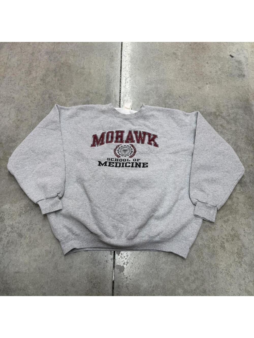 vintage mohawk college school of medicine grey collegiate crewneck size xl